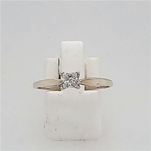Princess Cut Diamond ring 0.25cts
