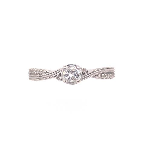 White Gold Crossover Solitaire